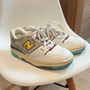 Kids New Balance 550 size 13